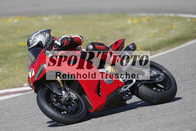 /06 08.04.2026 Cornu Master School ADR/Gruppe rot/27